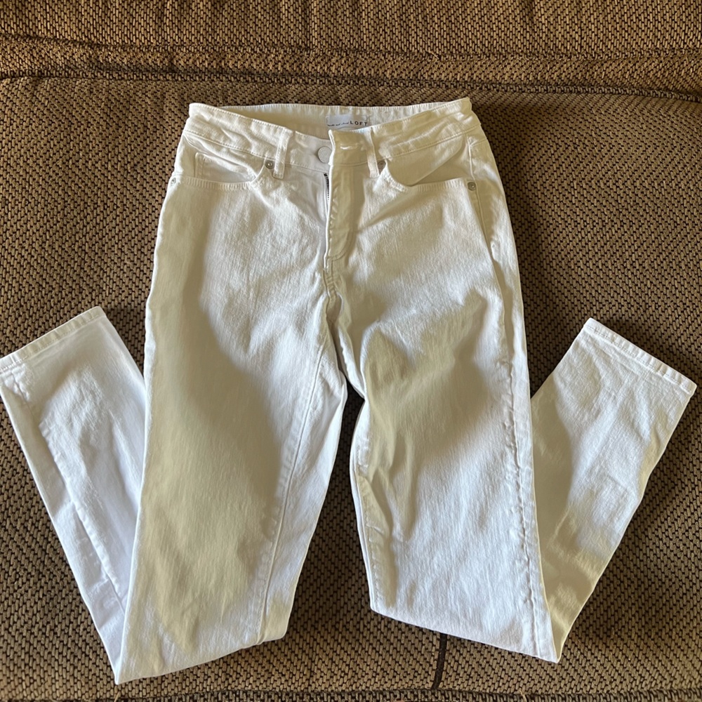 Cream LOFT skinny jeans size 0.